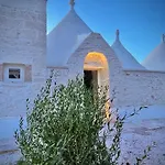 בית נופש Trulli Dami